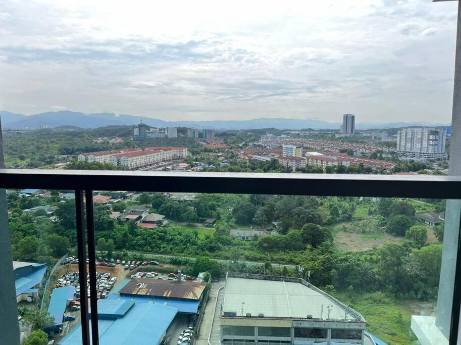 Attractive 3 Bedroom Condo With Pool-D Raudhah Homestay Kajang Exterior foto
