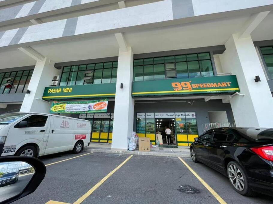 Attractive 3 Bedroom Condo With Pool-D Raudhah Homestay Kajang Exterior foto